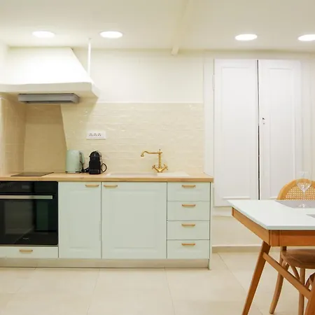 Hearth And Apartment